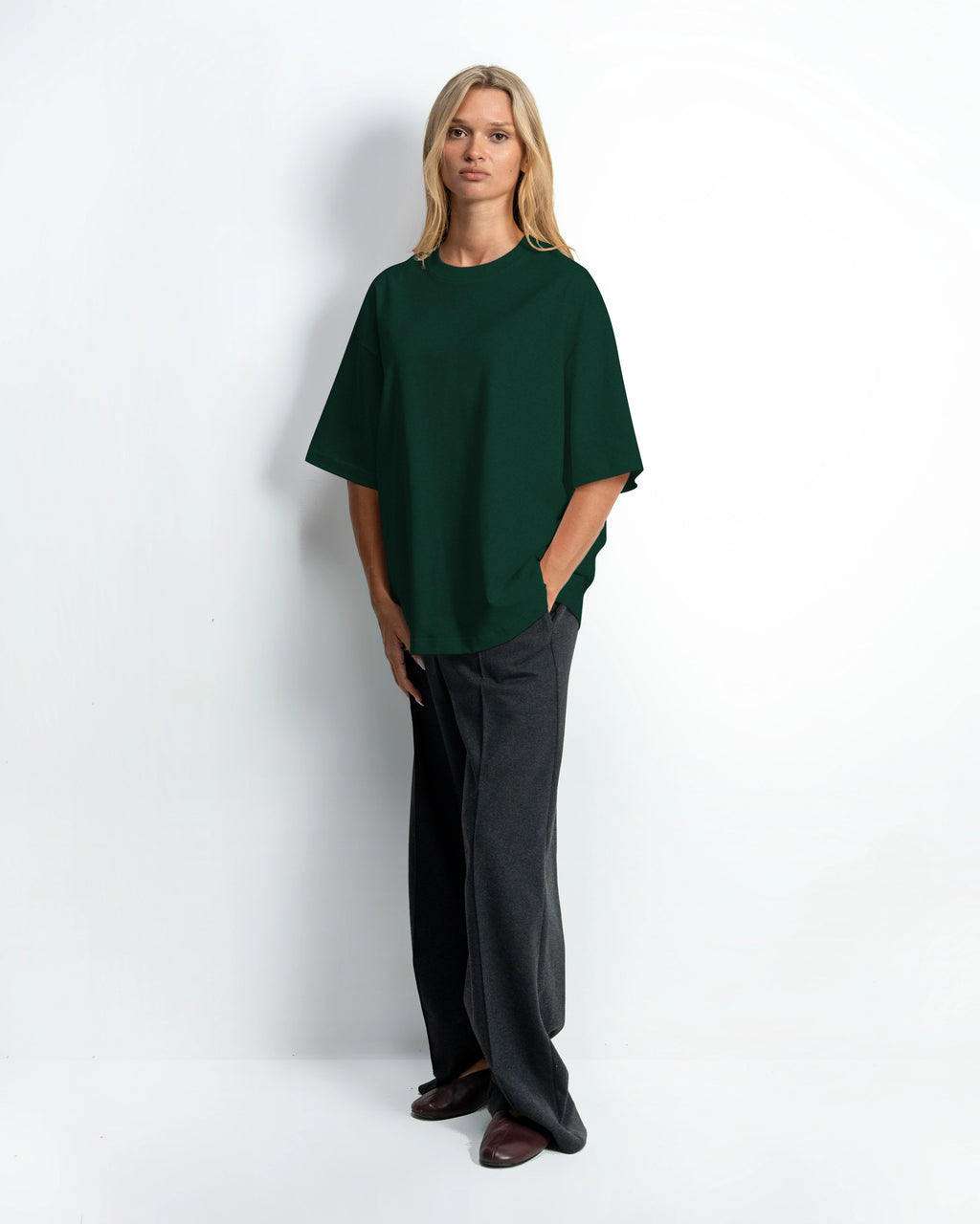 Relaxed Model 1 #Forest Green